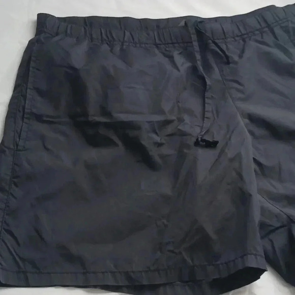 Banana Republic ladies shorts. Used once.. - Picture 2 of 6